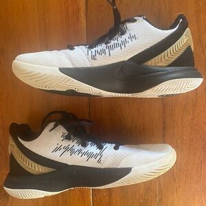 Nike Kyrie Flytrap 2 EP metallic gold men’s size 7 shoes
